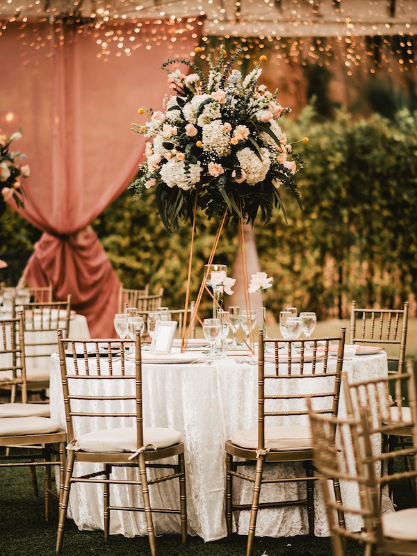 Imagen de banquete durante el día de la boda